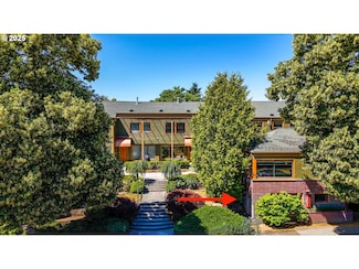 2025 SE Caruthers St Unit 24, Portland, OR 97214