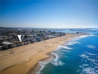 1207 E Seal Way, Seal Beach, CA 90740