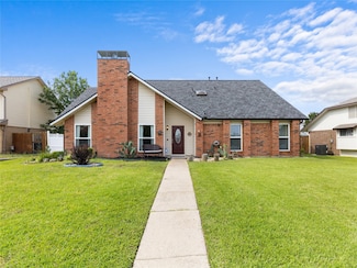 2524 Rosebud Ct, Carrollton, TX 75006