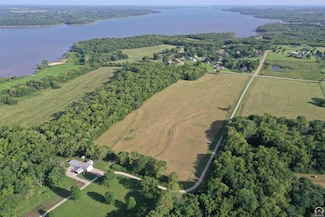 0001 Comanche Rd, Ozawkie Township, KS 66512