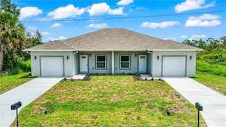 9155 Agate St, Point Charlotte, FL 33981