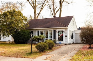 10401 Troy St, Oak Park, MI 48237