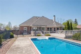 147 Yorkshire Blvd W, Indianapolis, IN 46229