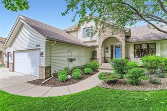 949 Trillium Ct, Saint Paul, MN 55123