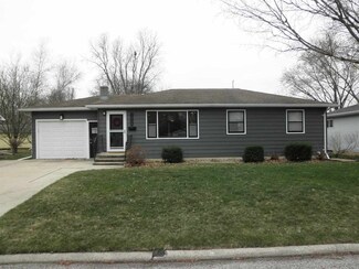 1026 Maple St, Osage, IA 50461
