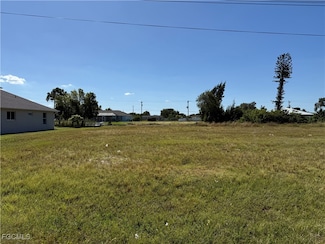 118 SW 31st Terrace, Cape Coral, FL 33914