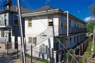 1725 Dumaine St Unit 101, New Orleans, LA 70116