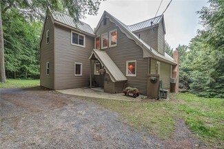 61 Whippoorwill Ln, Pennellville, NY 13132
