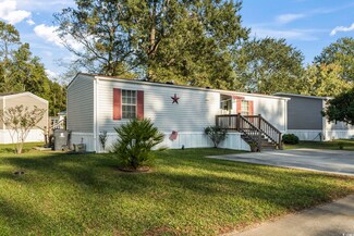 516 Folly Estates Dr, Myrtle Beach, SC 29588