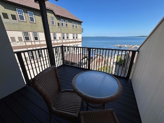 502 Cleveland Blvd W Unit 2300, Walker, MN 56484