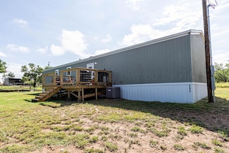 119 Crown Dr, Fritch, TX 79036