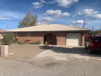 536 Coronado Dr, Bernalillo, NM 87004