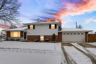 19105 Sherman St, Lansing, IL 60438