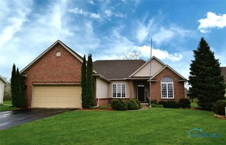 7733 Shoemaker Dr, Waterville, OH 43566