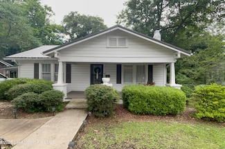 9 S Douglas Ave, Sylacauga, AL 35150