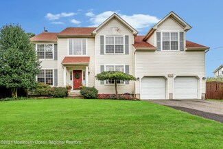 348 10th Ave, Manchester, NJ 08759