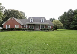 1956 Shiloh Rd, Mantachie, MS 38855