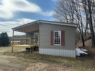 5659 Vermont Route 100, Hyde Park, VT 05653