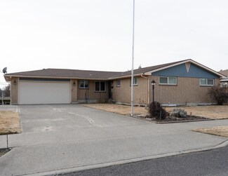 5809 N Fleming St, Spokane, WA 99205