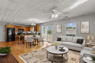 1780 Nooseneck Hill Rd Unit 22, Coventry, RI 02816