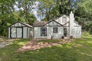 624 S Holyoke St, Wichita, KS 67218