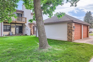 2060 Pathways Dr Unit 13, Saint Paul, MN 55119
