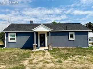 527 Navajo Ave, Simla, CO 80835