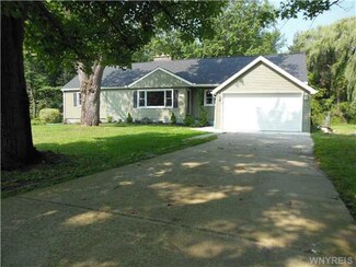 6650 Burke Rd, Lake View, NY 14085