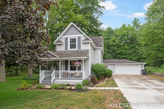 15405 Barry St, West Olive, MI 49460