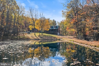 4176 Timber Ridge Rd, Berkeley Springs, WV 25411