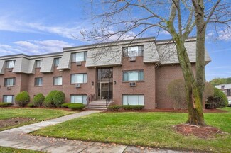 7 Hallmark Gardens Unit 11, Burlington, MA 01803