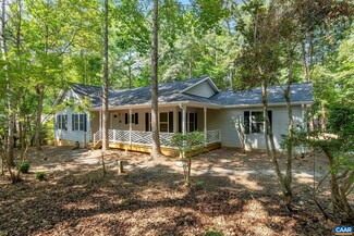 53 Hardwood Rd, Palmyra, VA 22963
