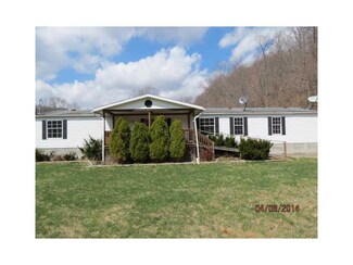 663 Bolden Rd, Vanderbilt, PA 15486