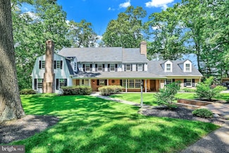 15 Woodmyers Rd, York, PA 17403