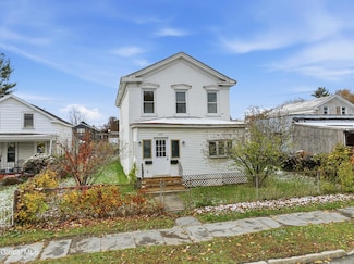 847 5th Ave, Troy, NY 12182