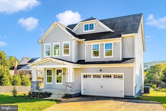 9 Fox Rock Dr, Myersville, MD 21773