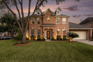 2407 Royal Palm Ct, League City, TX 77573