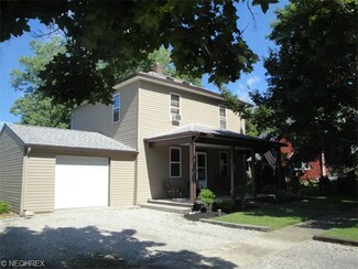 102 Maple Ave, Creston, OH 44217