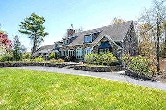 51 Depot Rd, Hampton Falls, NH 03844
