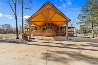 321 Kelly Ranch Rd W, Jefferson, TX 75657