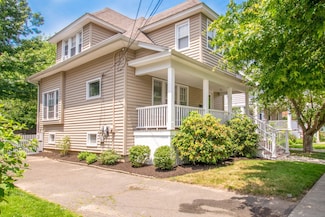 23 Harborview Place, Bridgeport, CT 06605