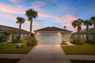 212 Raspberry Rd, Fort Pierce, FL 34981