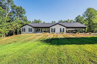 330 Louie Meeks Rd, Oakland, KY 42159