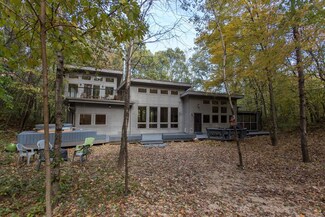 480 E Dunes Hwy, Beverly Shores, IN 46301