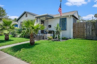 1406 Bowie Dr, Galveston, TX 77551