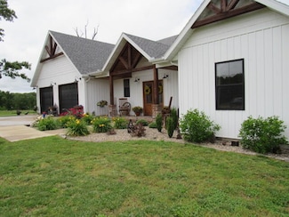 2799 Sparks Rd, Norwood, MO 65717