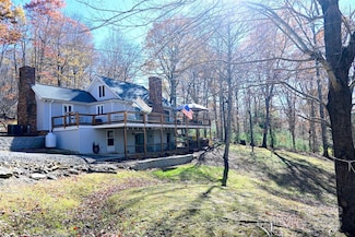 120 Candle St, West Jefferson, NC 28694