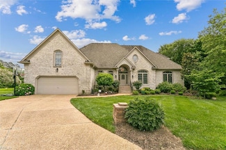 100 Fairway Ln, Yorktown, VA 23693