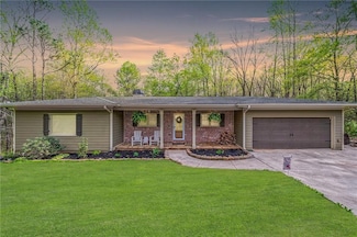 524 Allison Ln, Ball Ground, GA 30107