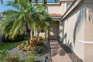 1124 Chinaberry Dr, Weston, FL 33327